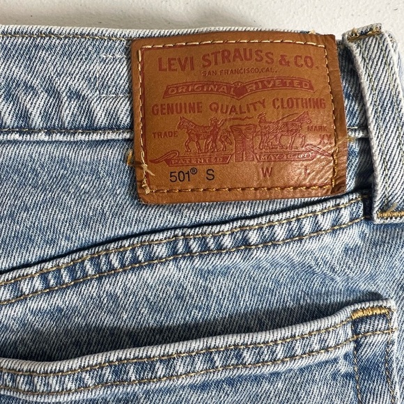 Levi’s premium version 501 blue jeans button closure 28 - Picture 5 of 6
